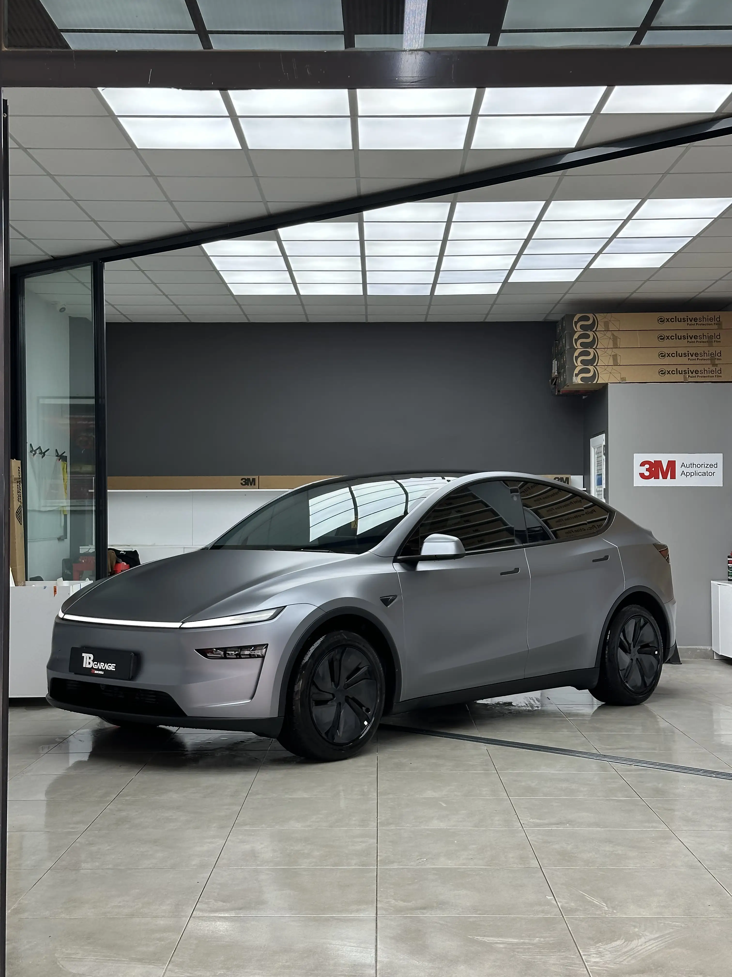 Renk Değişimi ve Folyo Kaplama ile Aracınızı Yenileyin